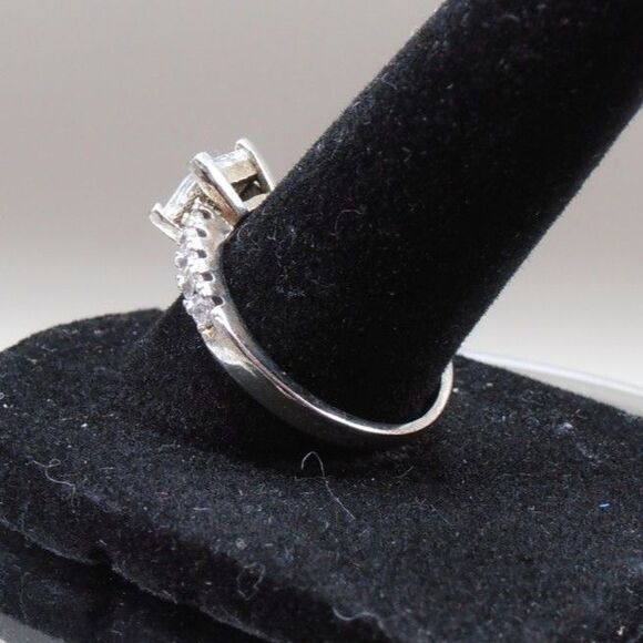 CZ Engagement Style Ring sz 7.5 S925 Silver Plated – Pristine Sparkle, Worn Band - Picture 3 of 5